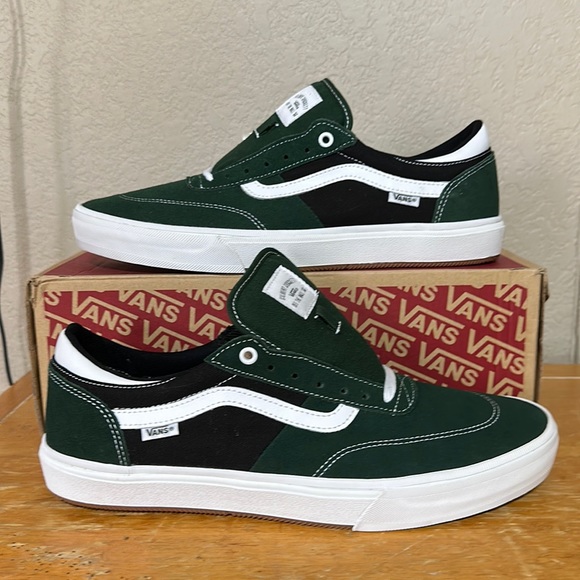 Vans Gilbert Crockett Dark Green white